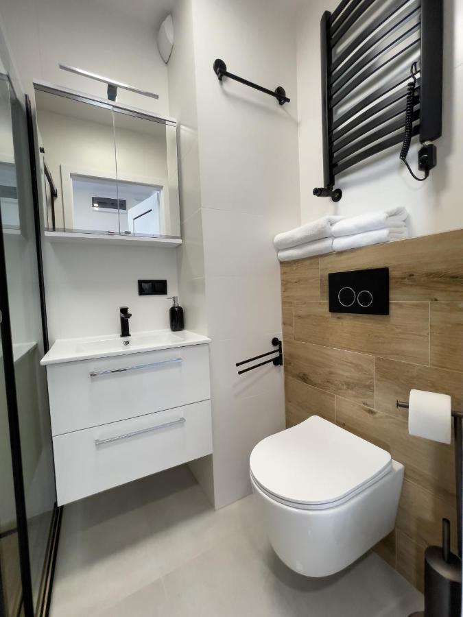 Urban Apartments Premium Baildona 18B, Free Garage, Self Check-In Katowice Esterno foto